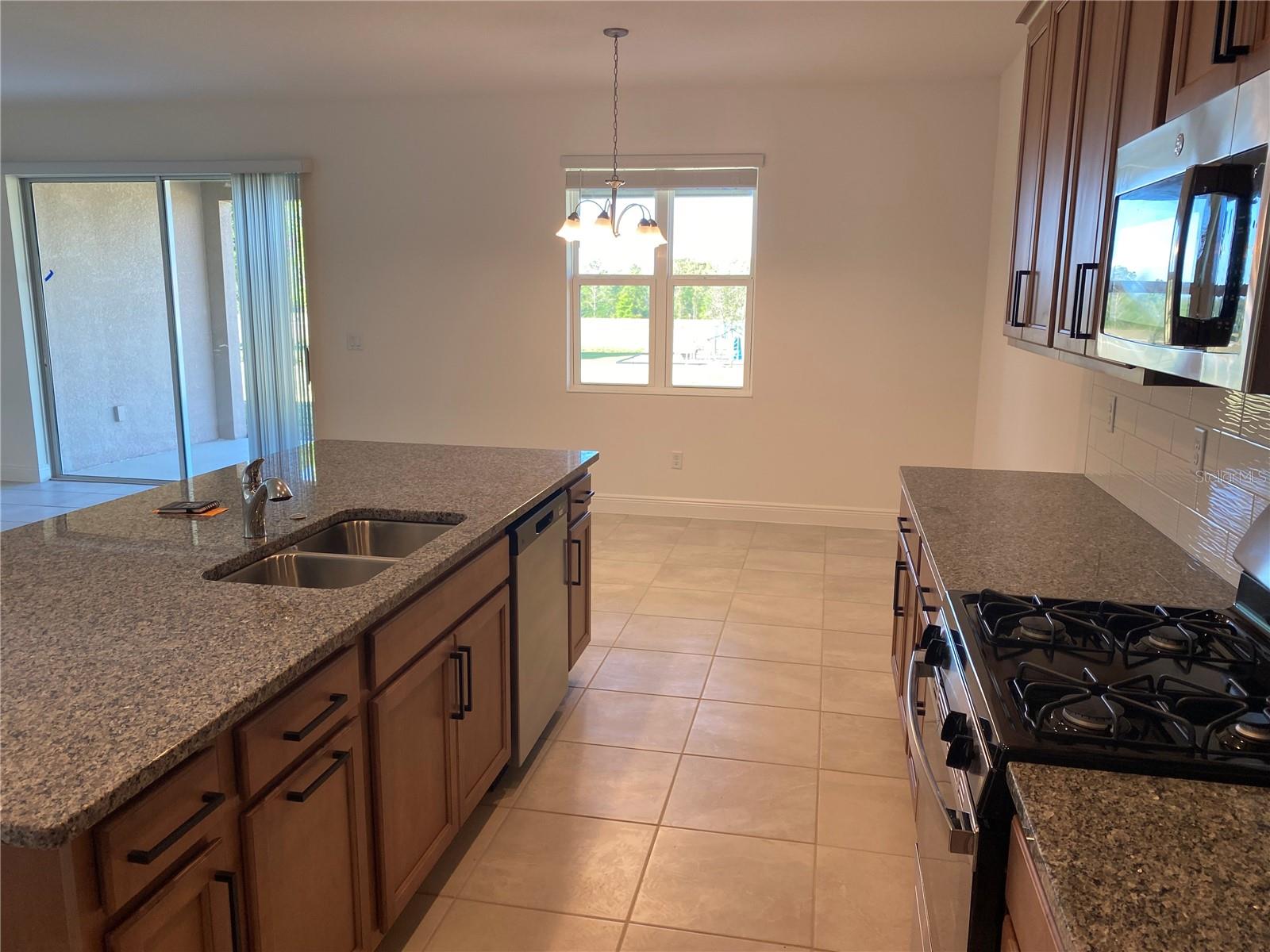 BARGROVE PH I - Residential Lease