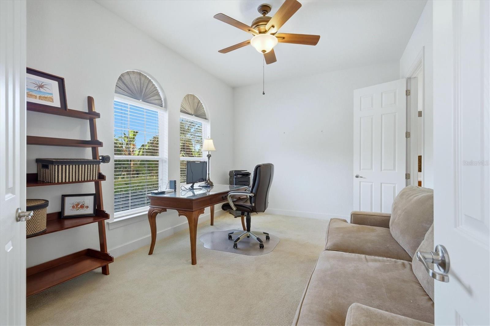 RIVERWOOD - Residential