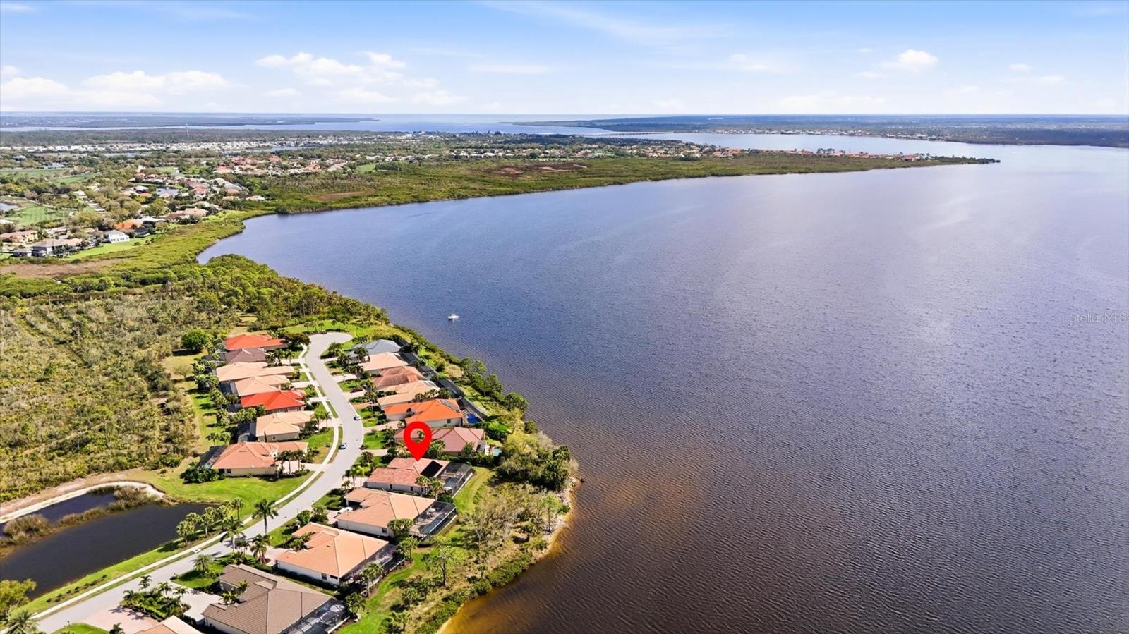 RIVERWOOD - Residential