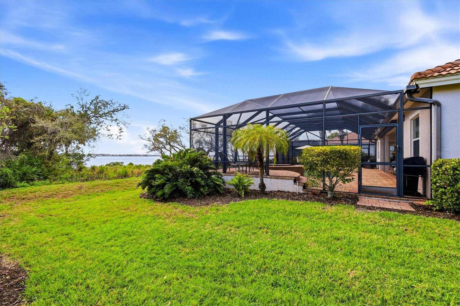 RIVERWOOD - Residential