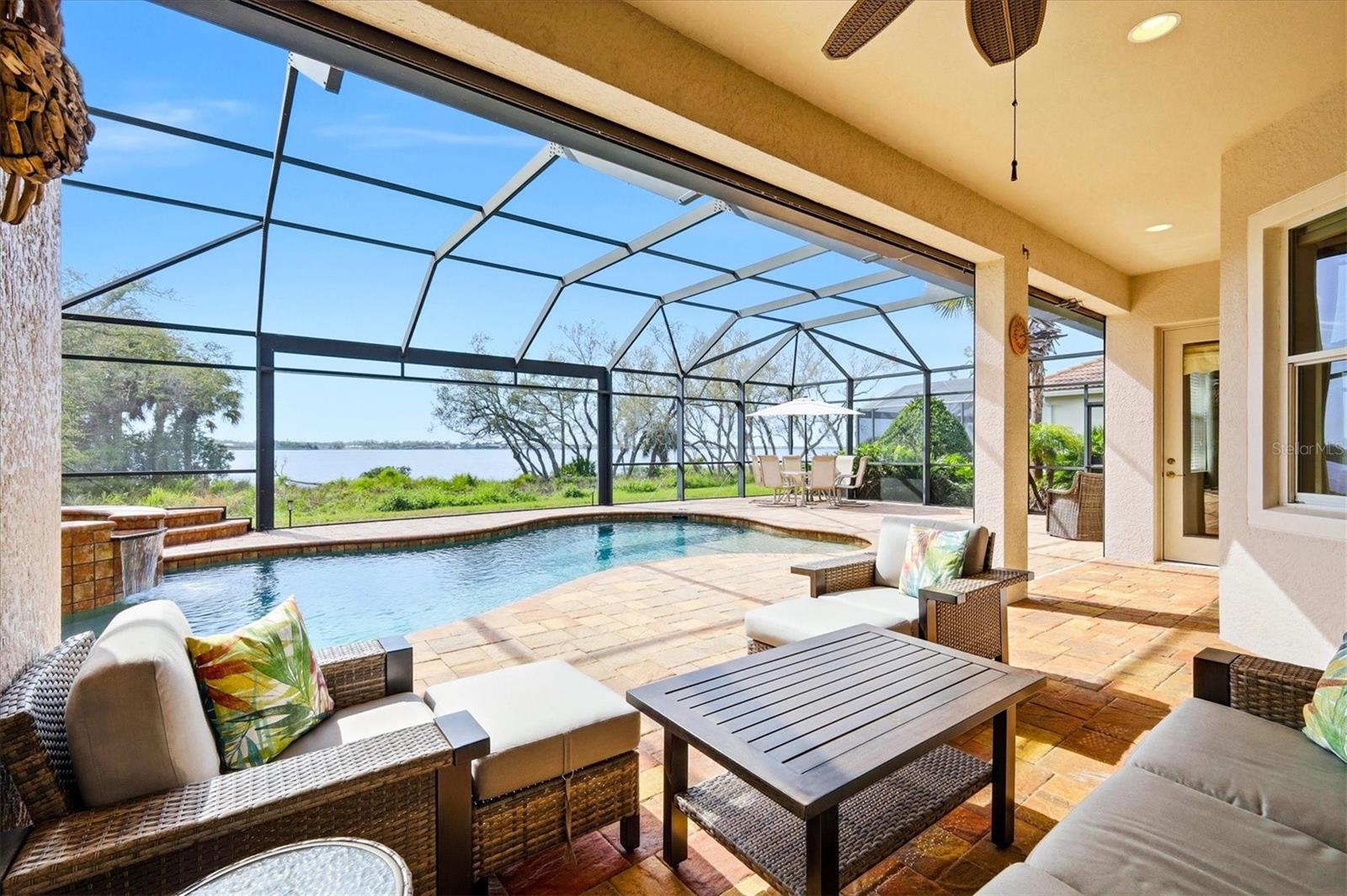 RIVERWOOD - Residential