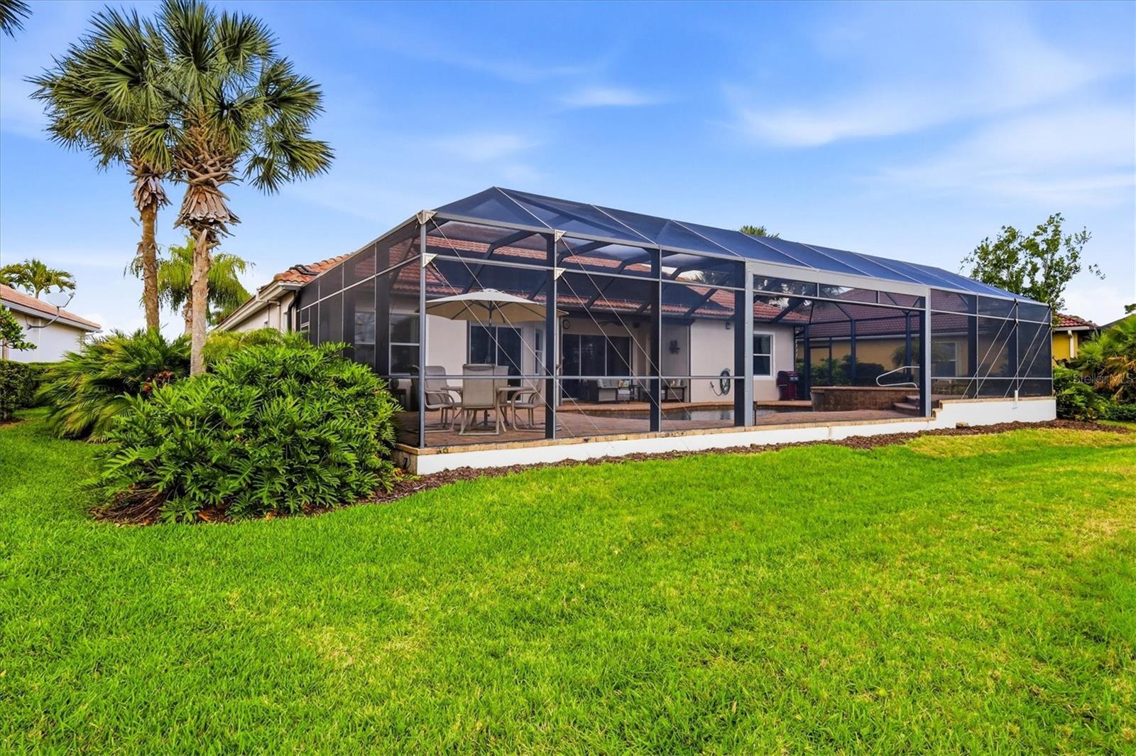 RIVERWOOD - Residential