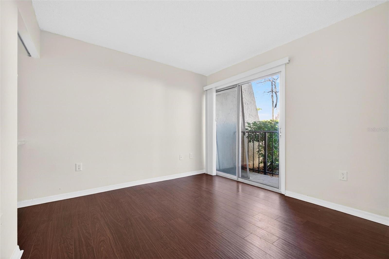 LAKE TARPON SAIL & TENNIS CLUB - Residential