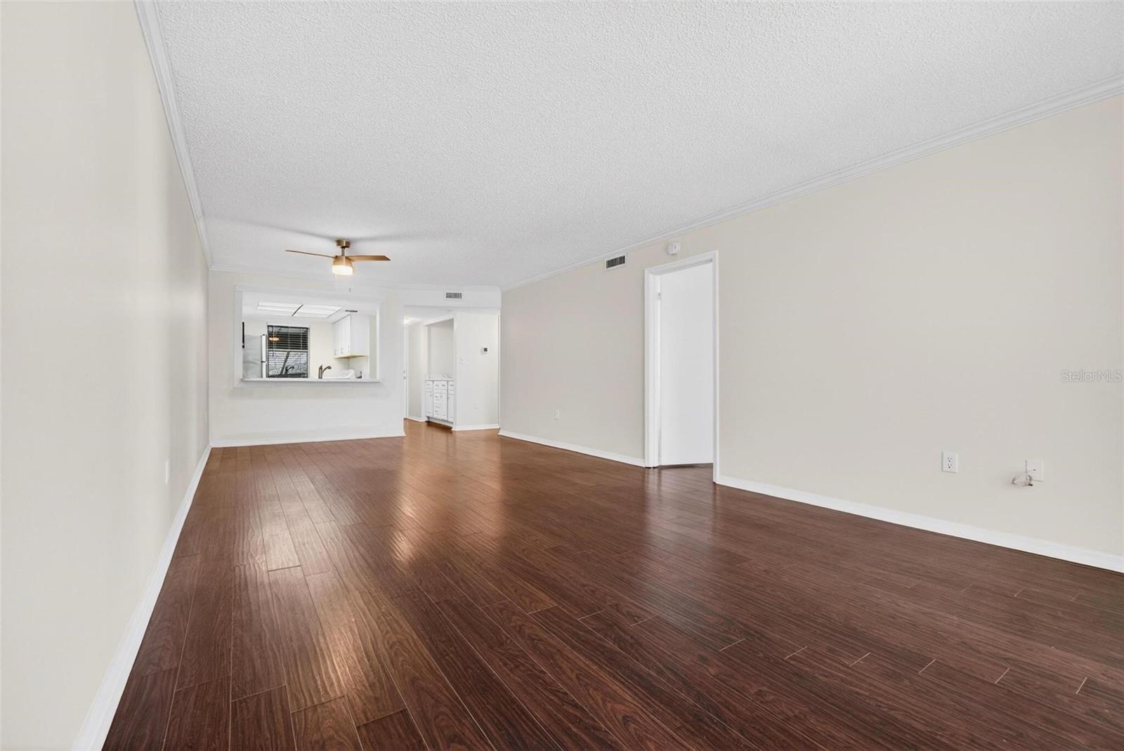 LAKE TARPON SAIL & TENNIS CLUB - Residential