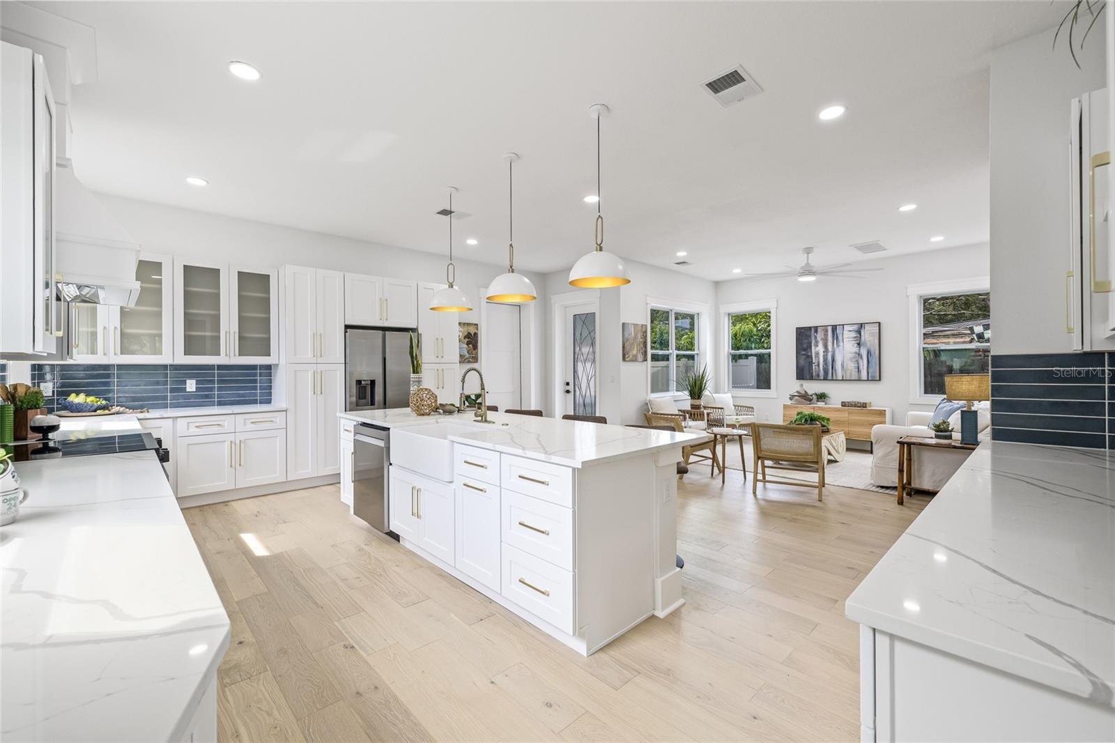 ARCADIA ANNEX - Residential