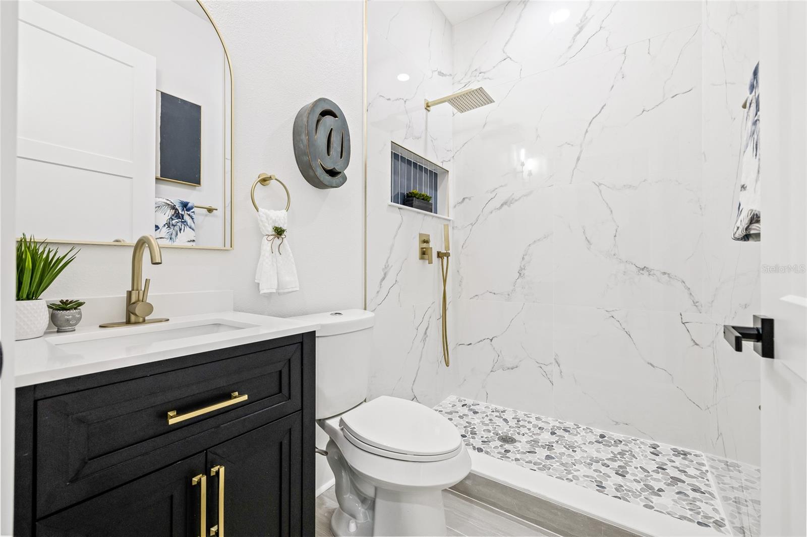ARCADIA ANNEX - Residential