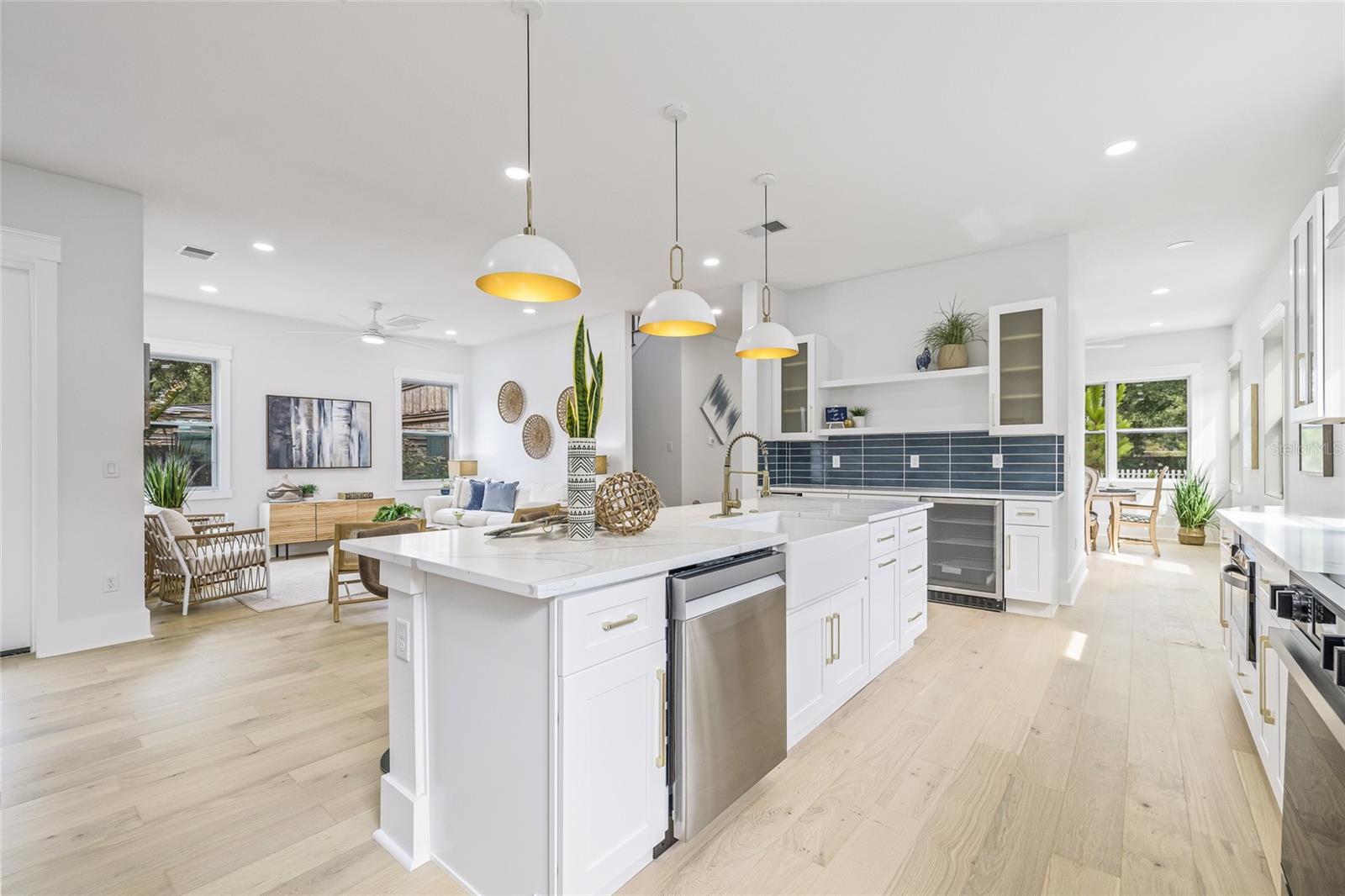 ARCADIA ANNEX - Residential