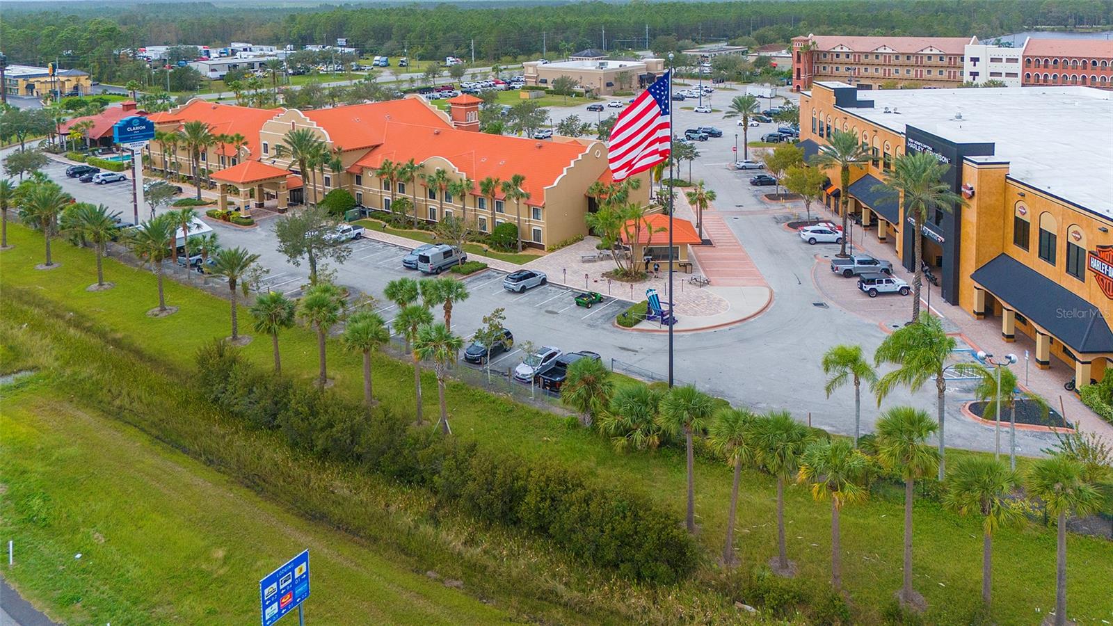 DESTINATION DAYTONA BLDG 01 - Residential