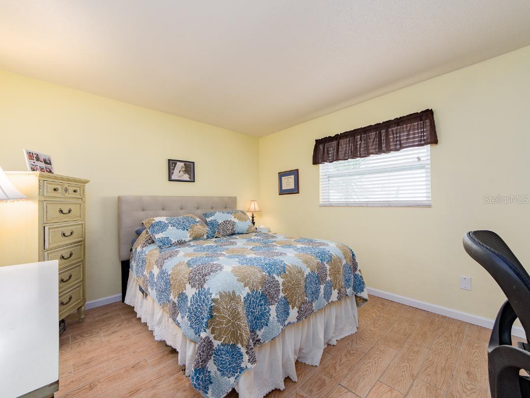 BOCA CIEGA RIDGE 5TH ADD UNIT THREE - Residential