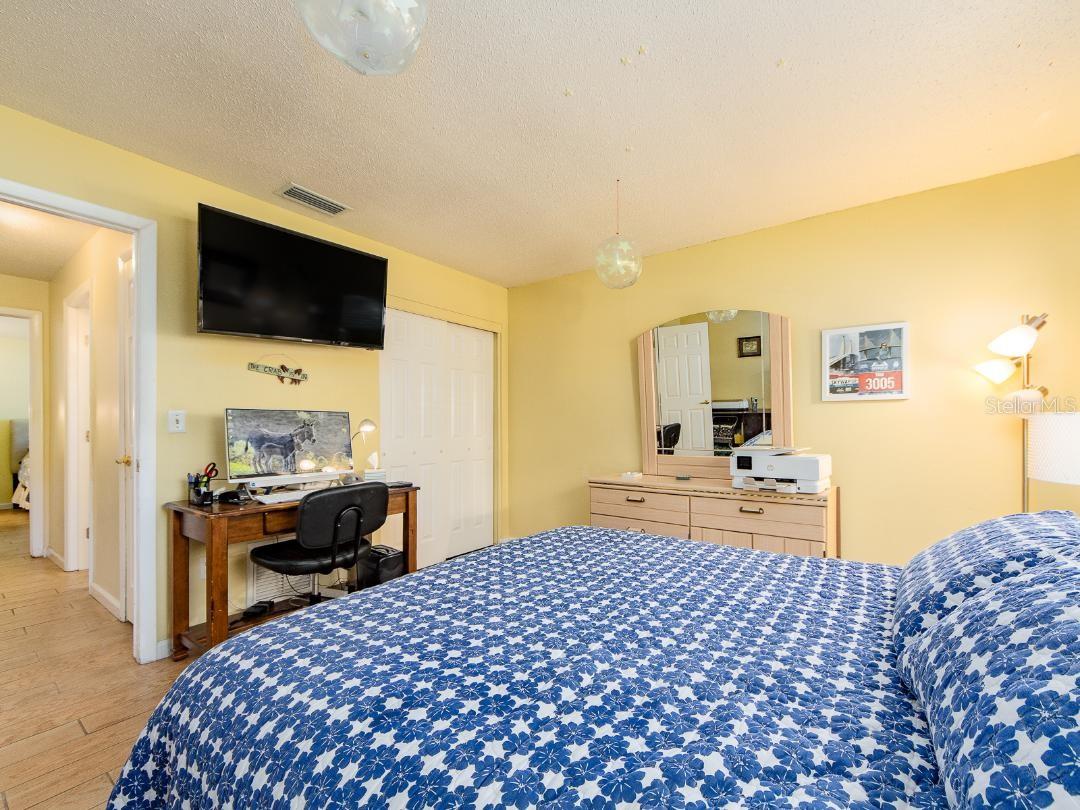 BOCA CIEGA RIDGE 5TH ADD UNIT THREE - Residential