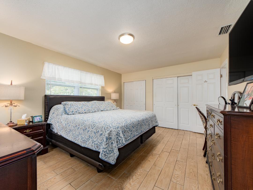 BOCA CIEGA RIDGE 5TH ADD UNIT THREE - Residential