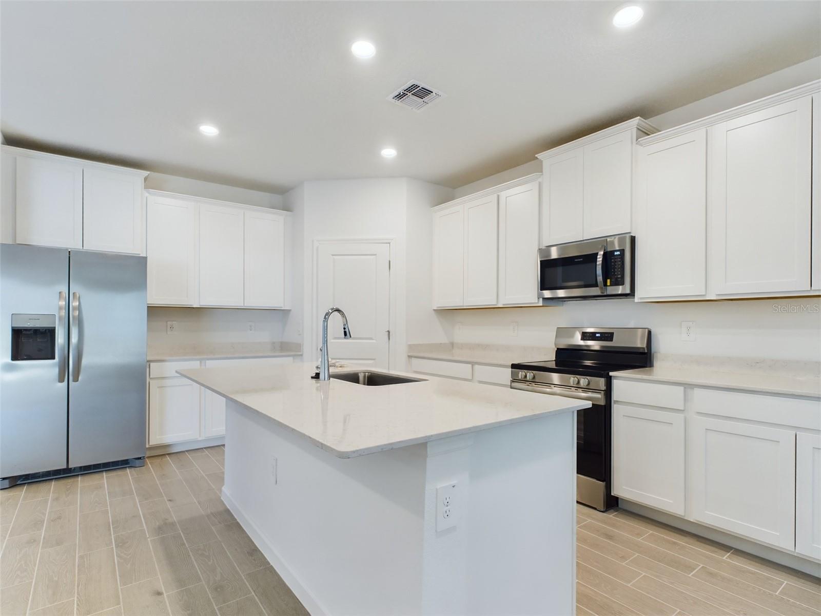 PIONEER RANCH - Residential Lease