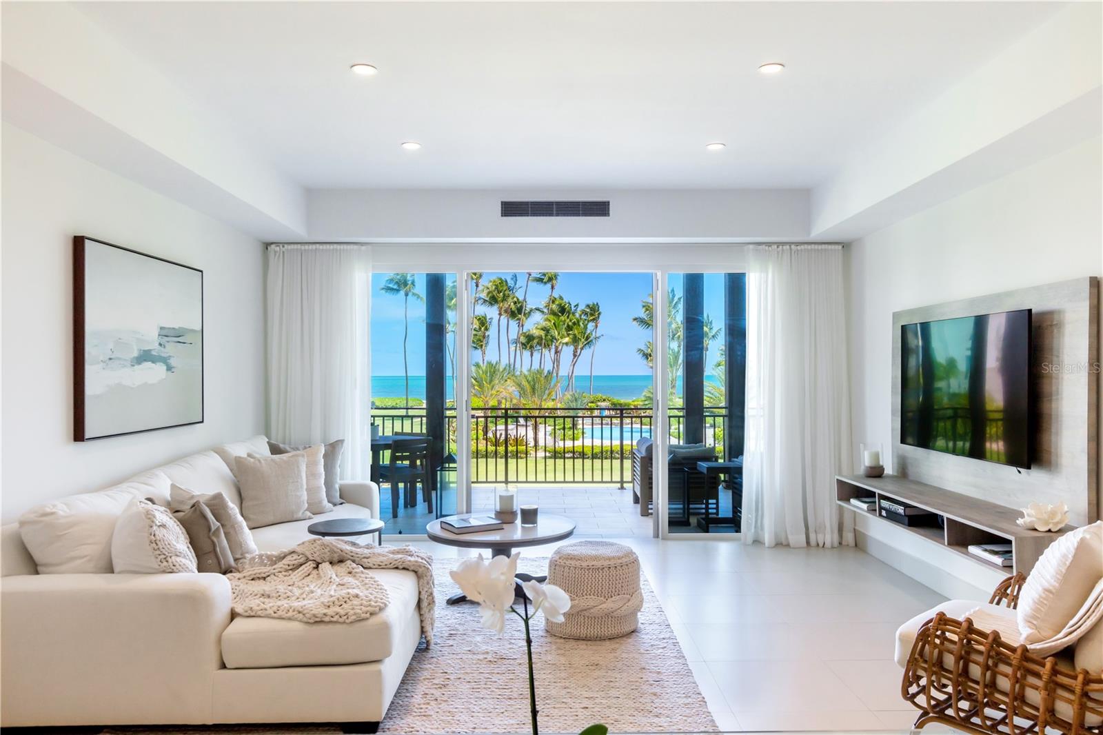 LAS VENTANAS II CONDOMINIUM - Residential