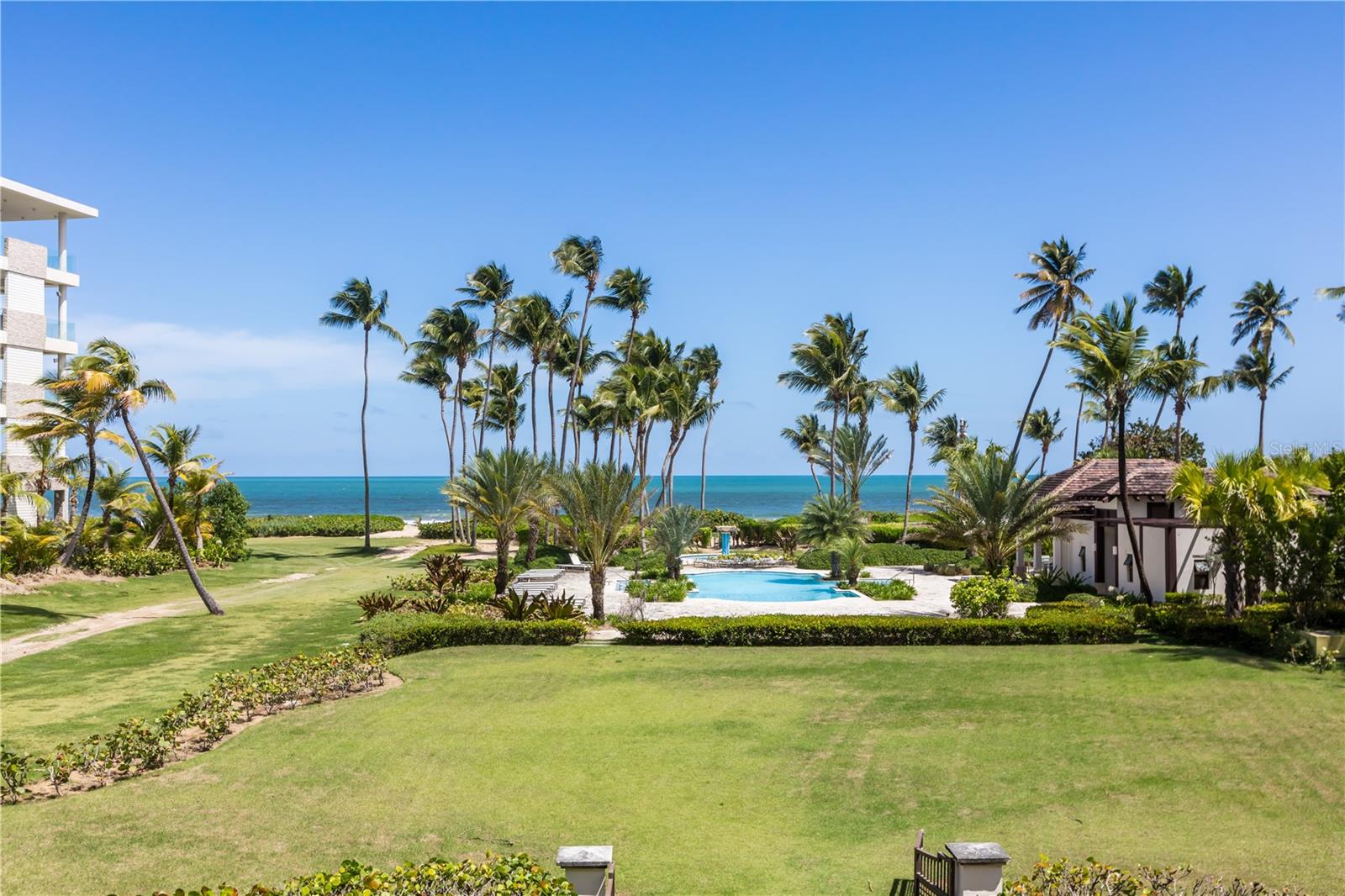 LAS VENTANAS II CONDOMINIUM - Residential
