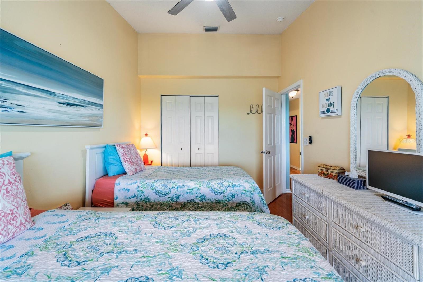 SANDY POINTE II - Residential