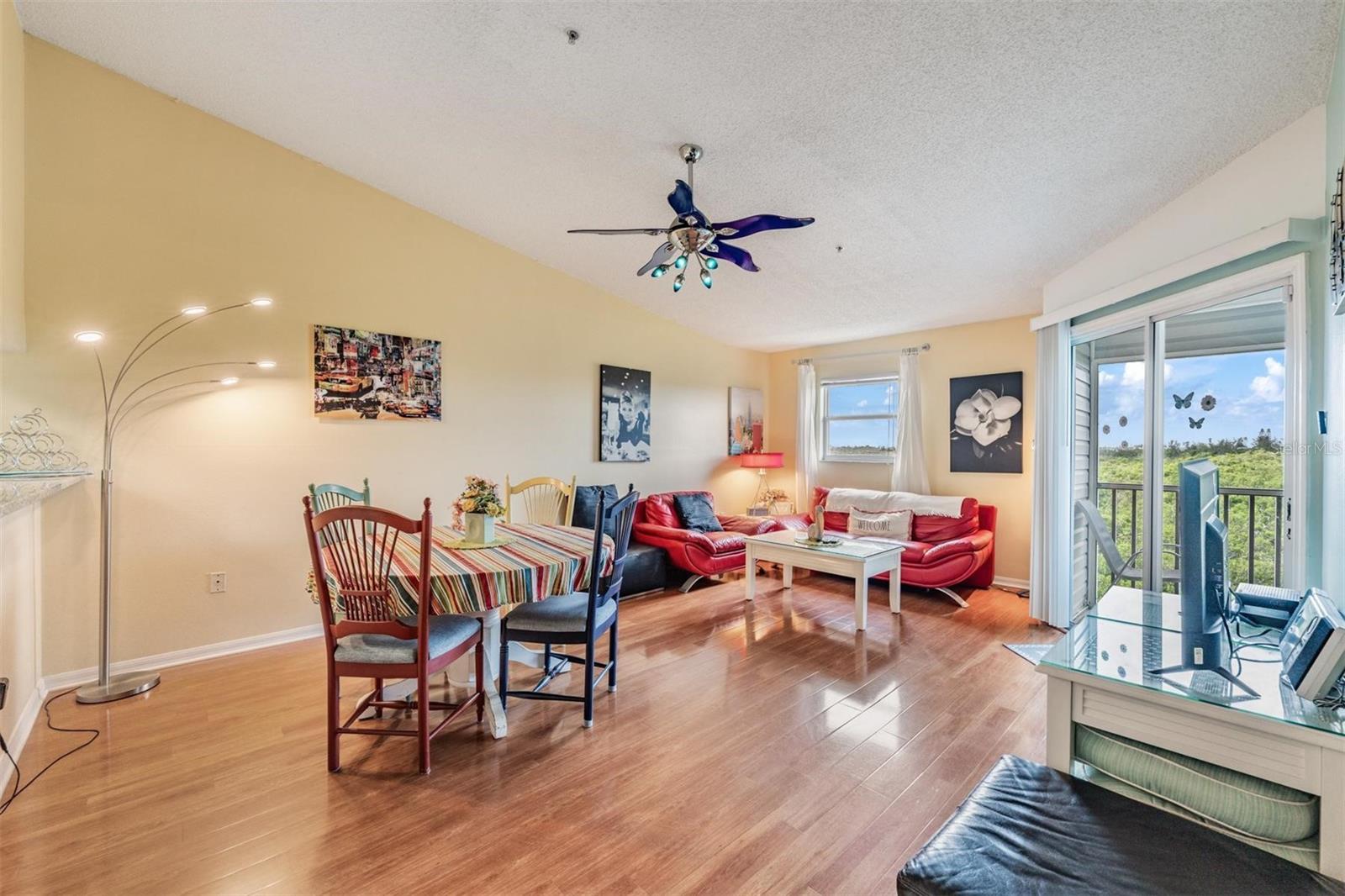 SANDY POINTE II - Residential
