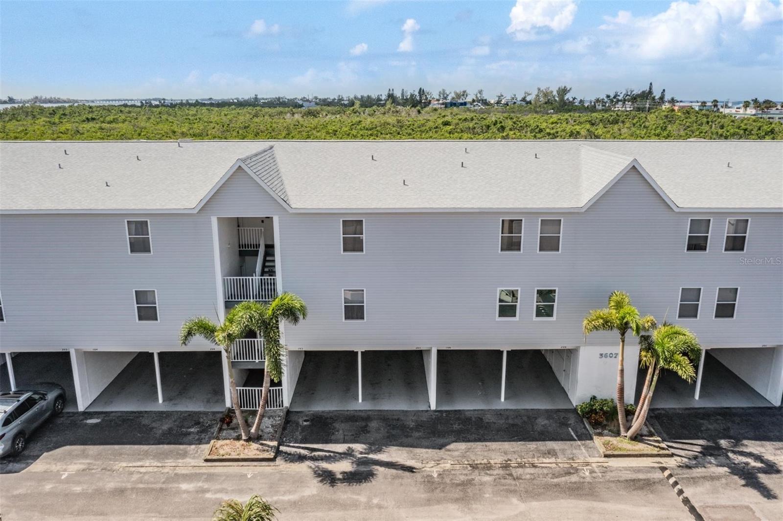 SANDY POINTE II - Residential