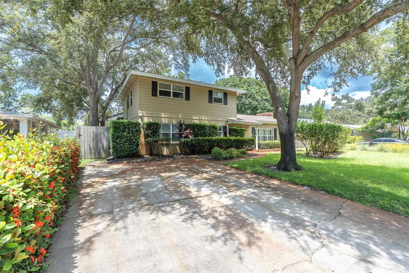 PASADENA ESTATES SEC F - Residential