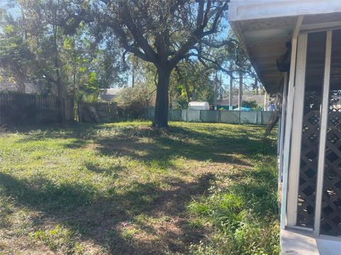 A home in EUSTIS