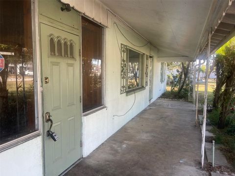 A home in EUSTIS