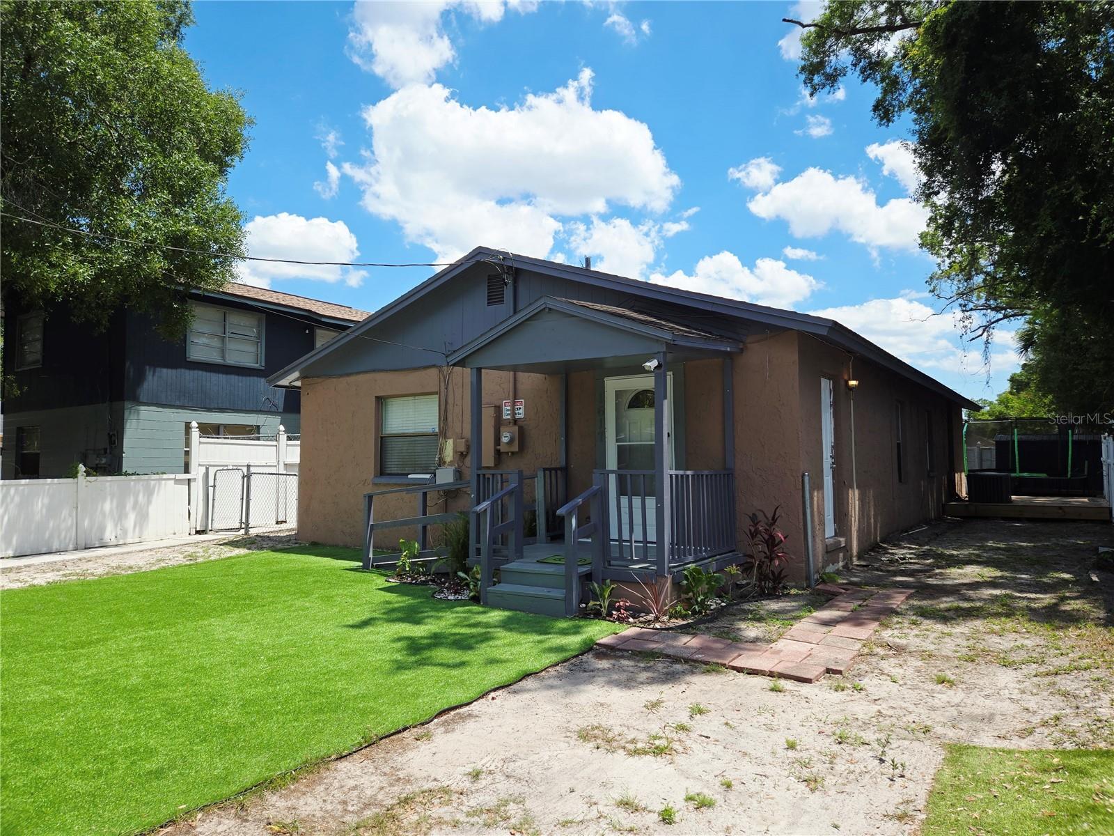 FERN CLIFF - Residential