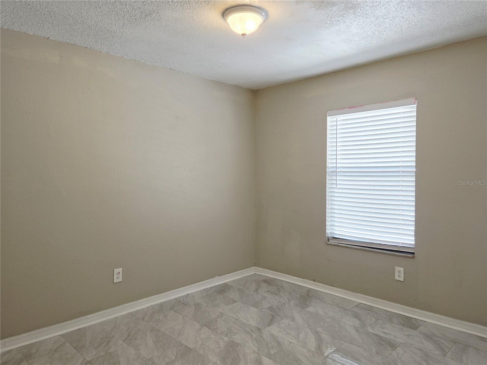FERN CLIFF - Residential