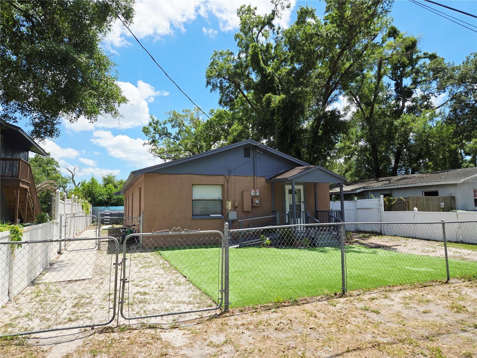 FERN CLIFF - Residential