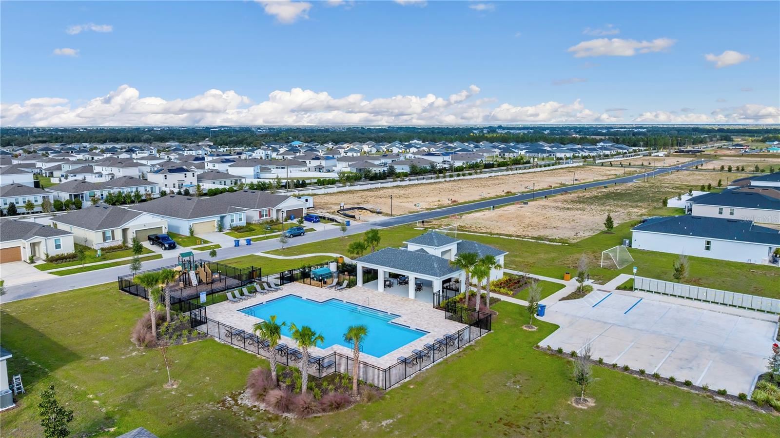 COVERED BRIDGE - Residential Lease