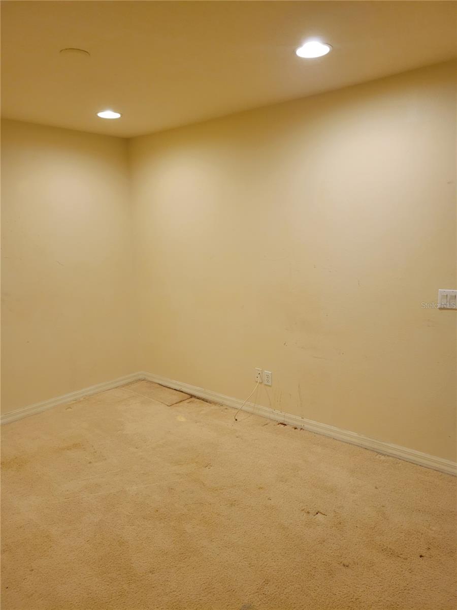 THE TWNHMS AT LIGHTHOUSE COVE IV - Residential