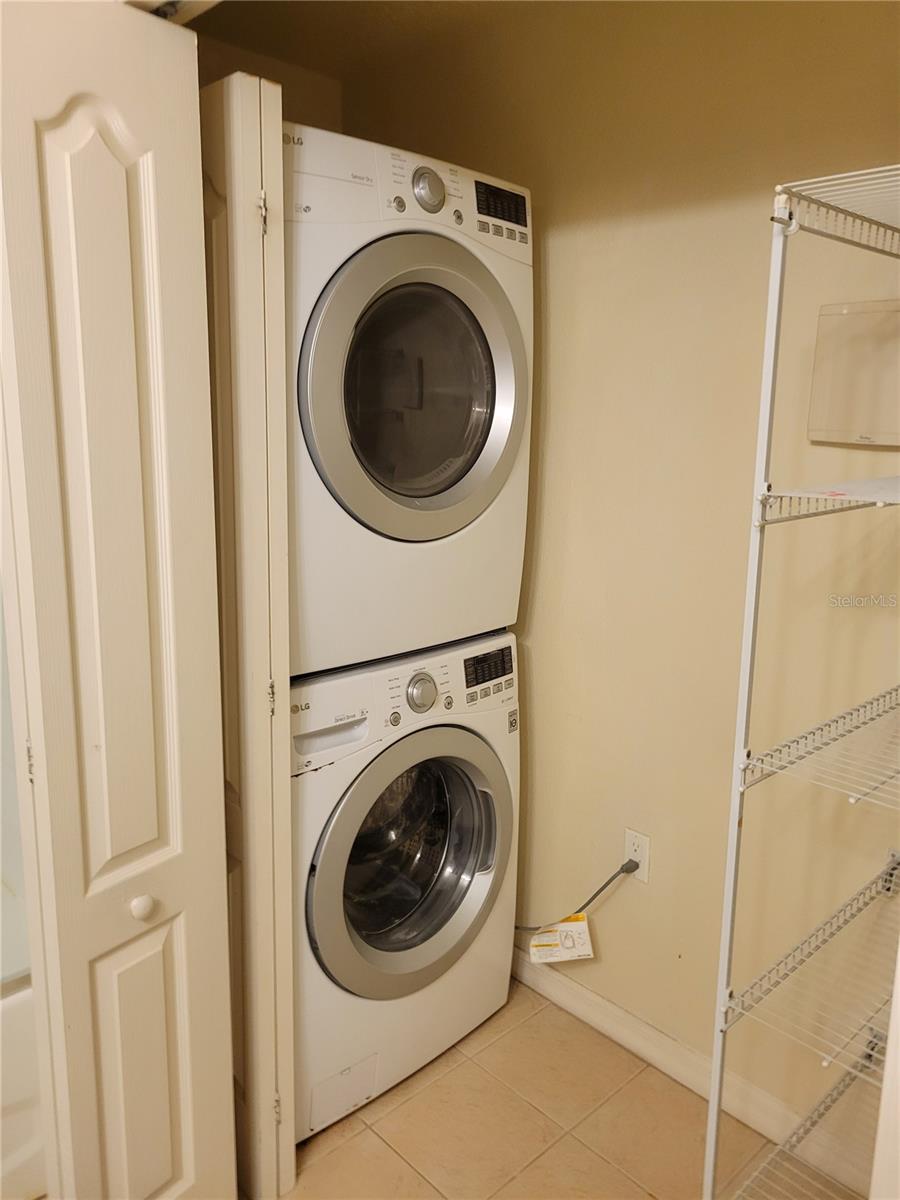 THE TWNHMS AT LIGHTHOUSE COVE IV - Residential