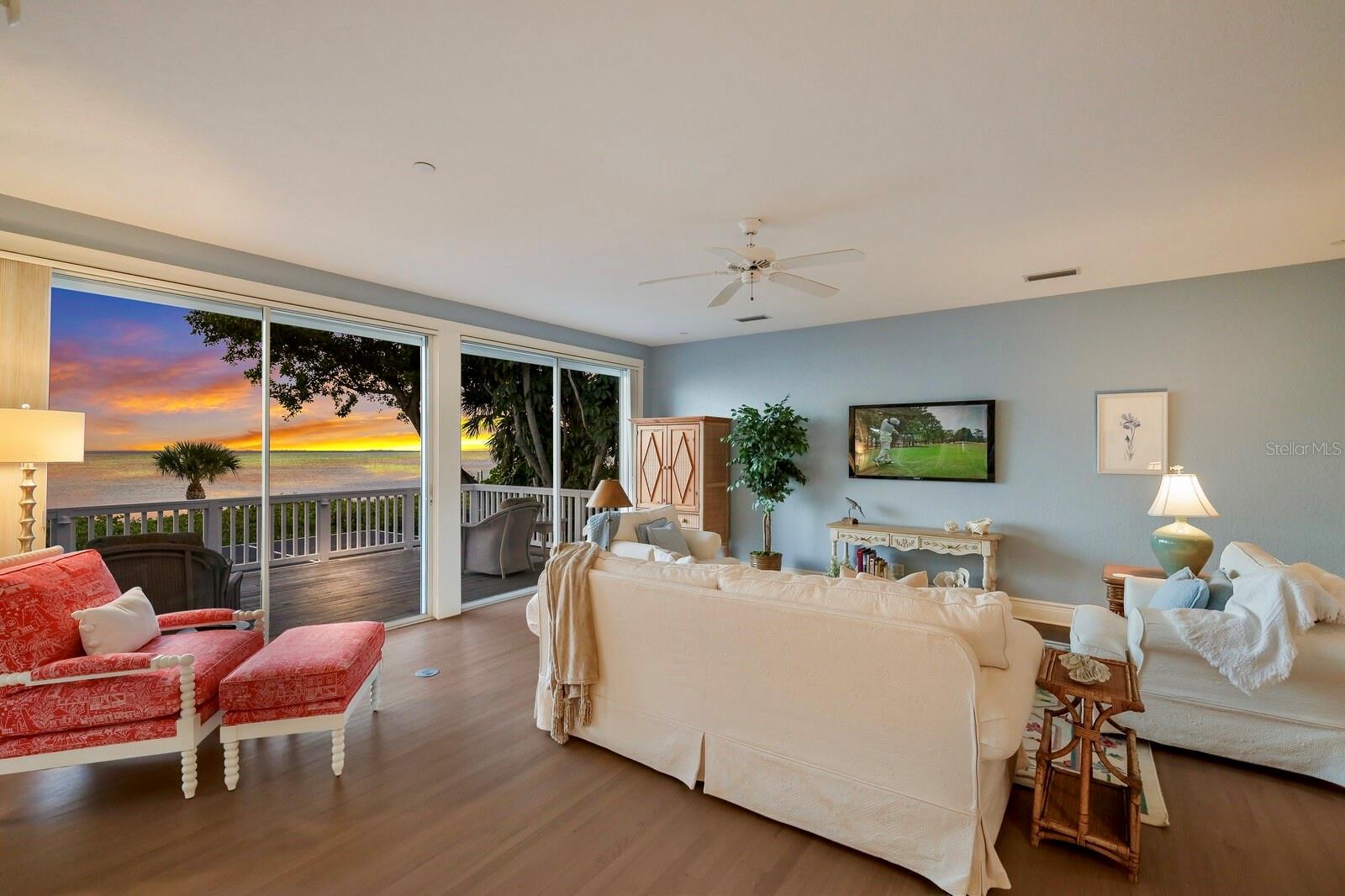 SOUTH BAY - Residential