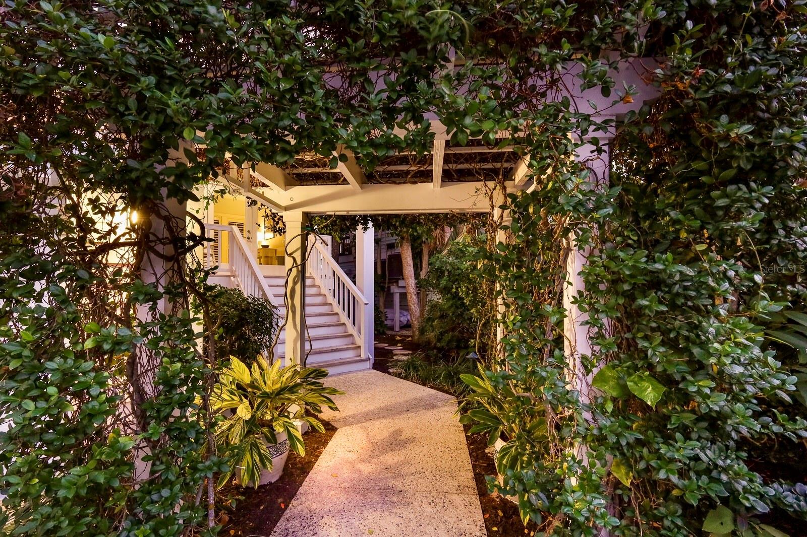 SOUTH BAY - Residential