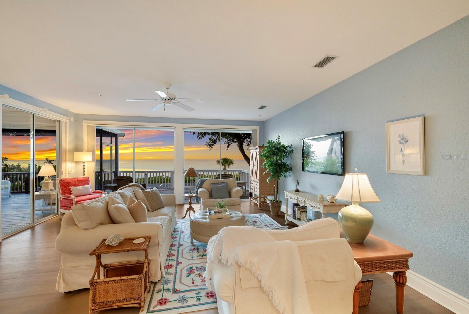 SOUTH BAY - Residential