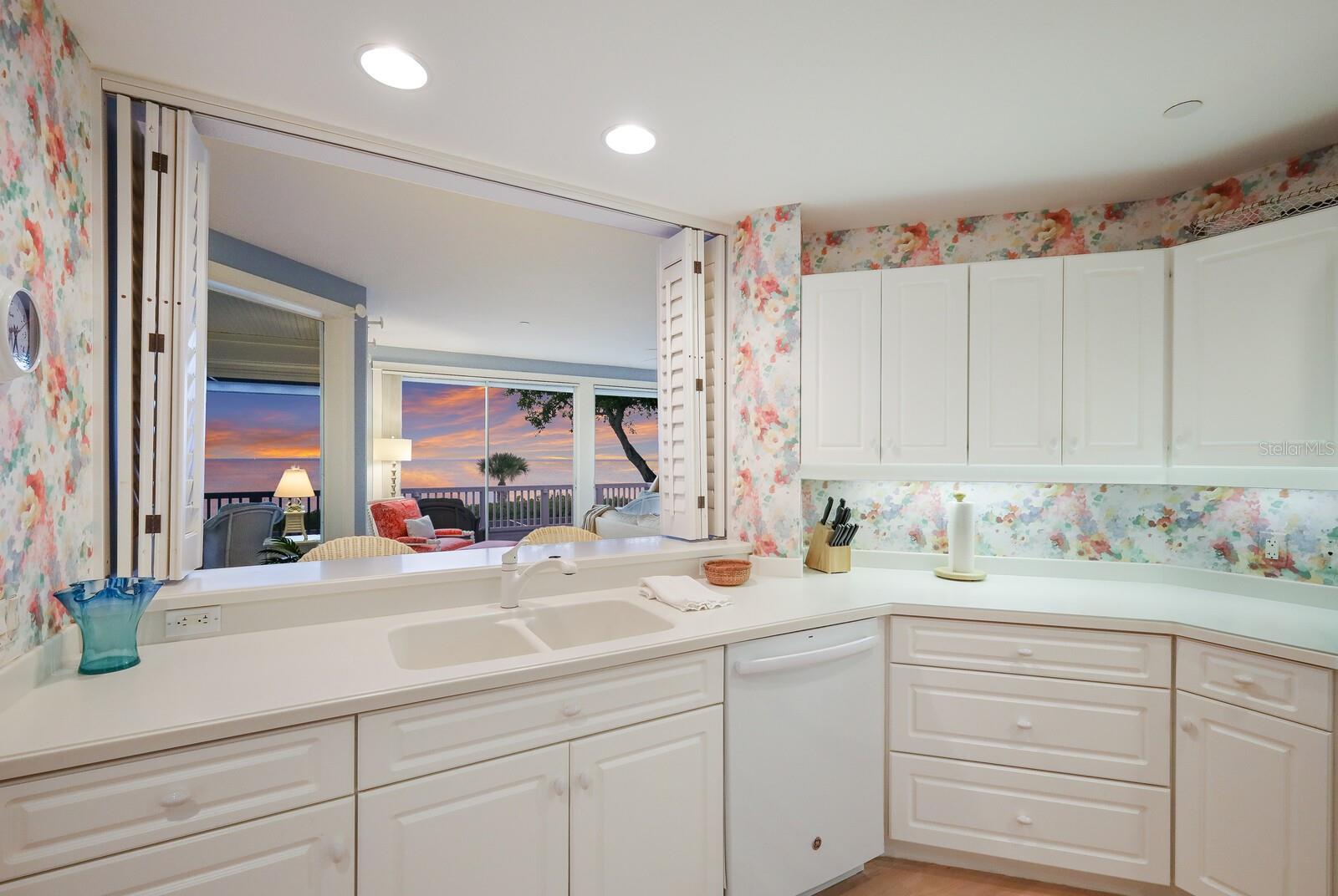 SOUTH BAY - Residential