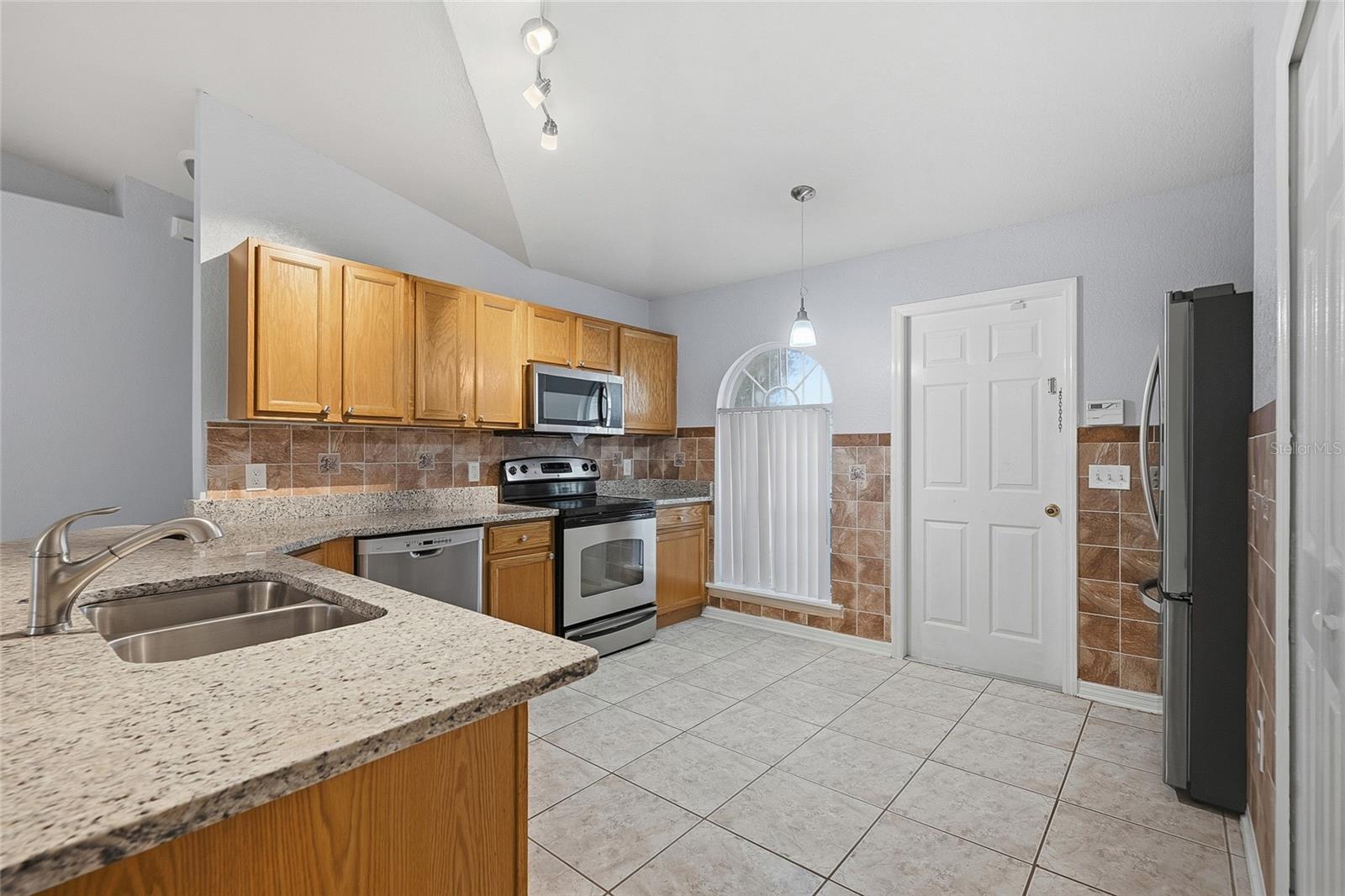 663 JAGUAR COURT