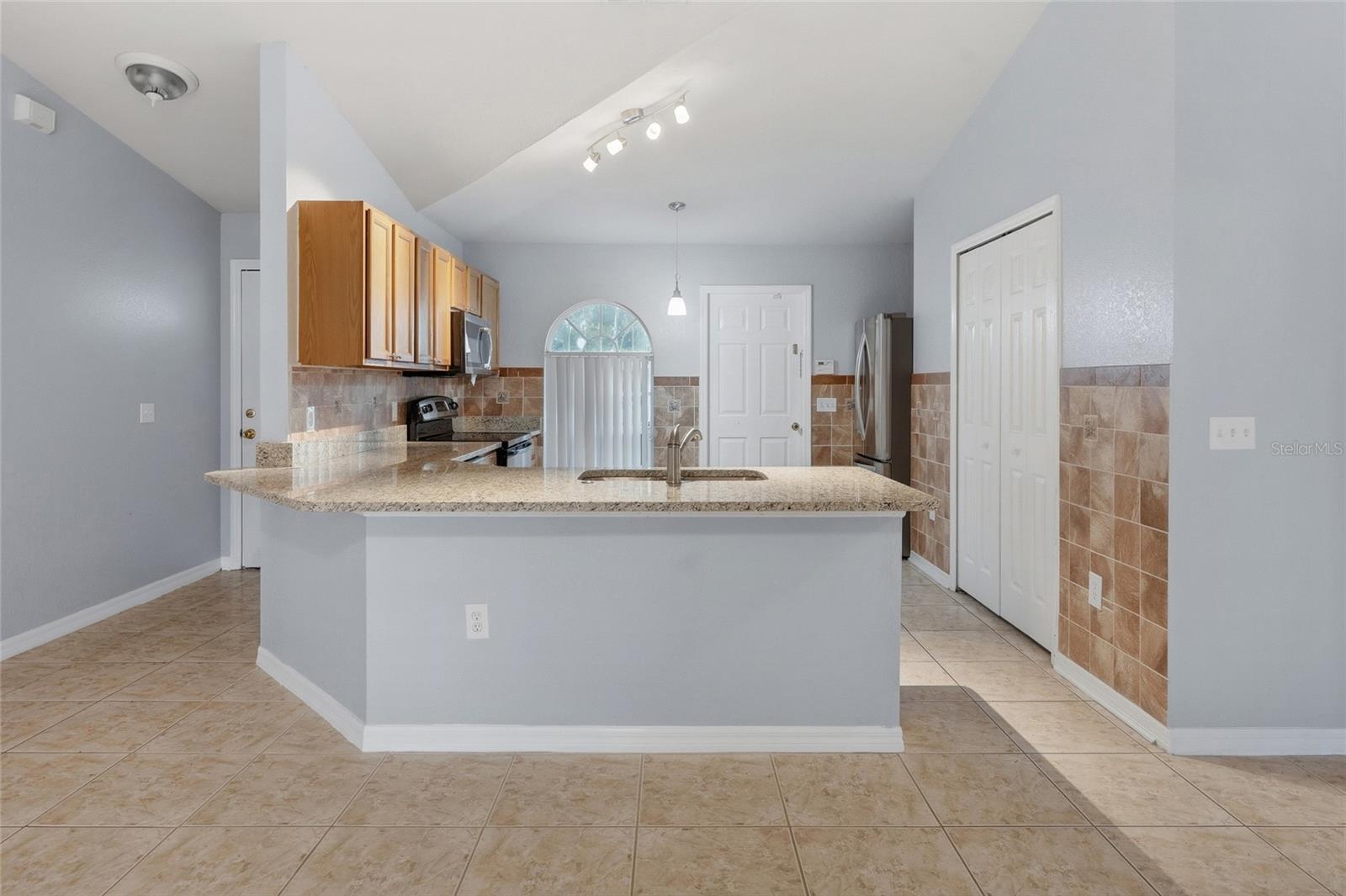 663 JAGUAR COURT