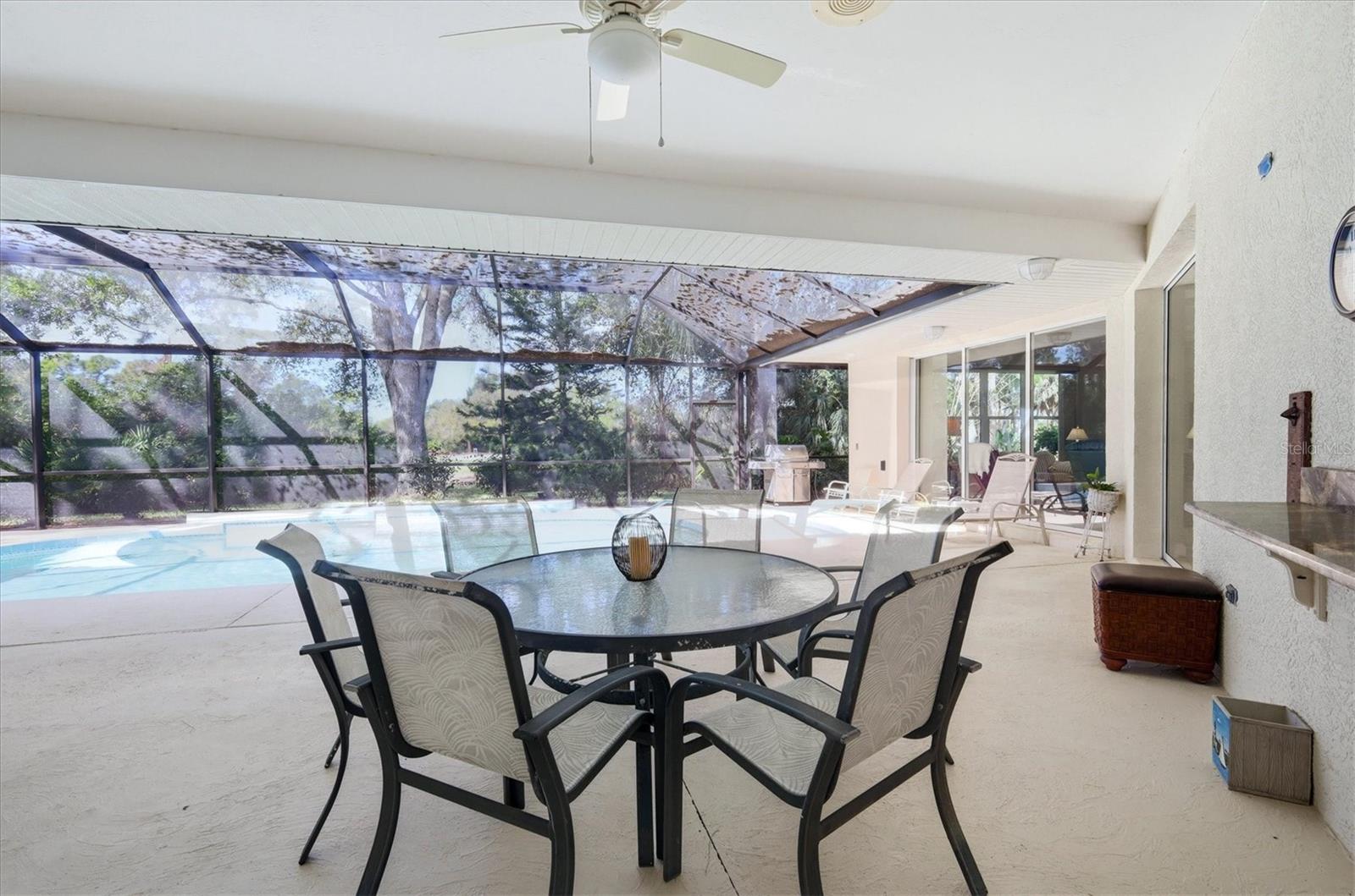 CALUSA LAKES - Residential