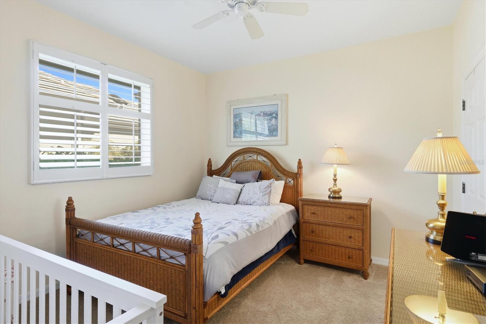 CALUSA LAKES - Residential