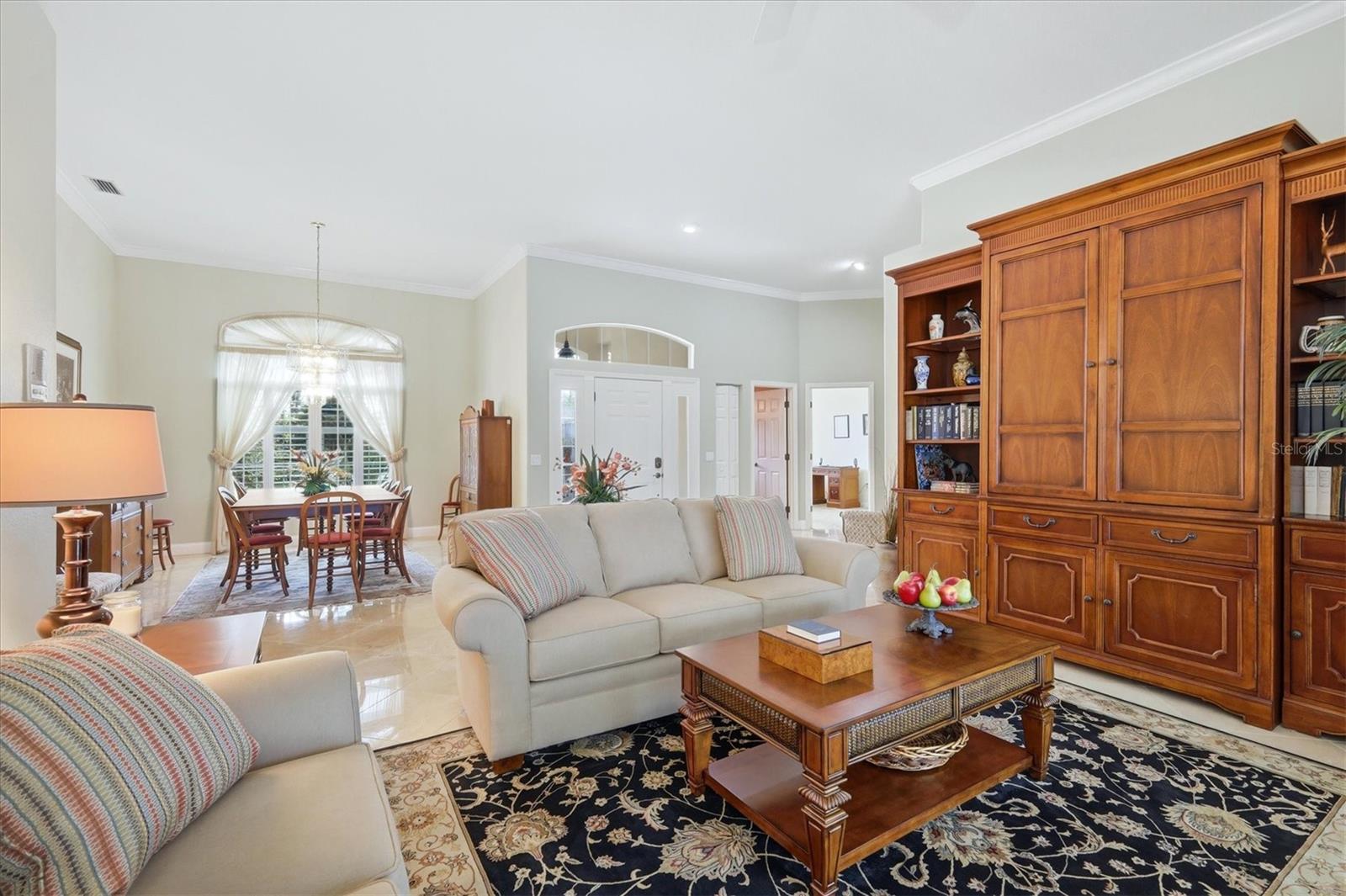 CALUSA LAKES - Residential