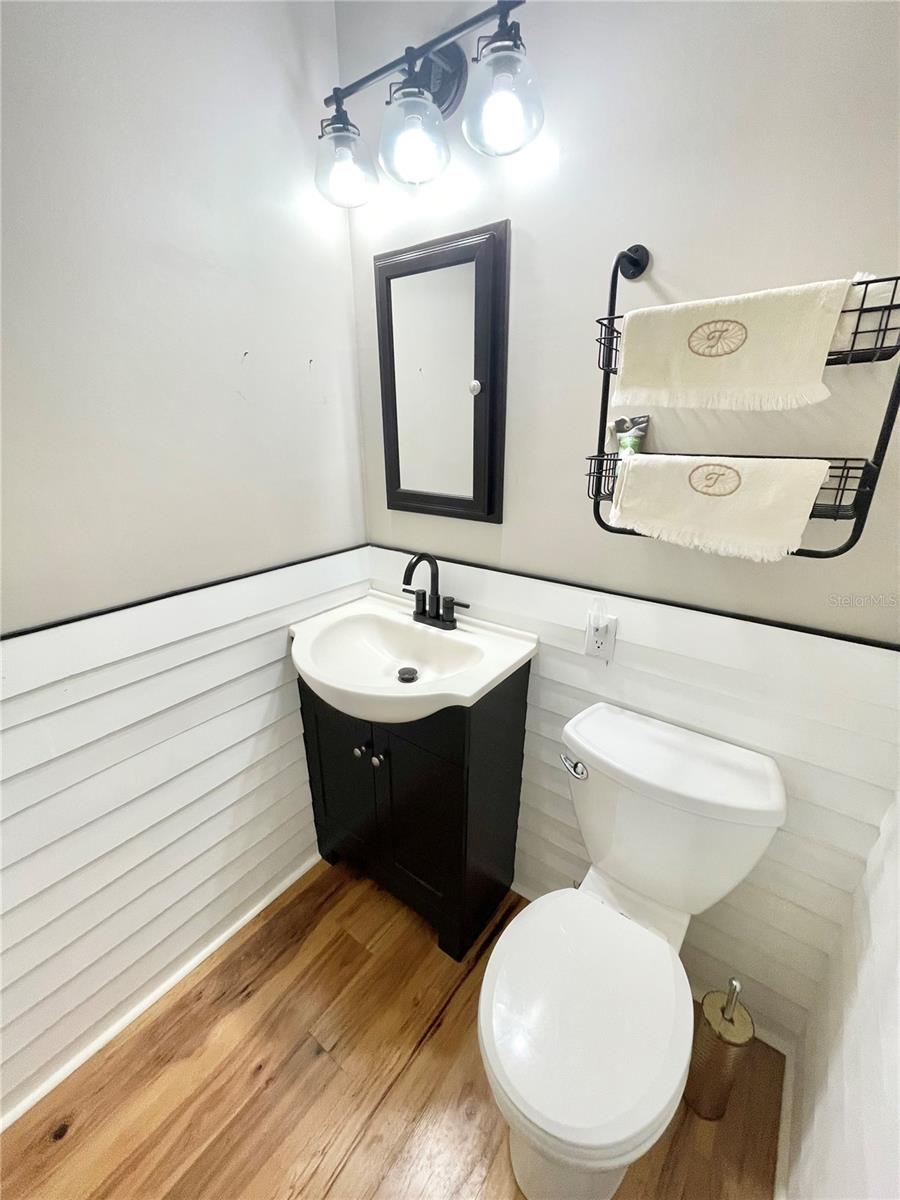 ANDOVER HOUSE/LAKELAND HARBOUR - Residential