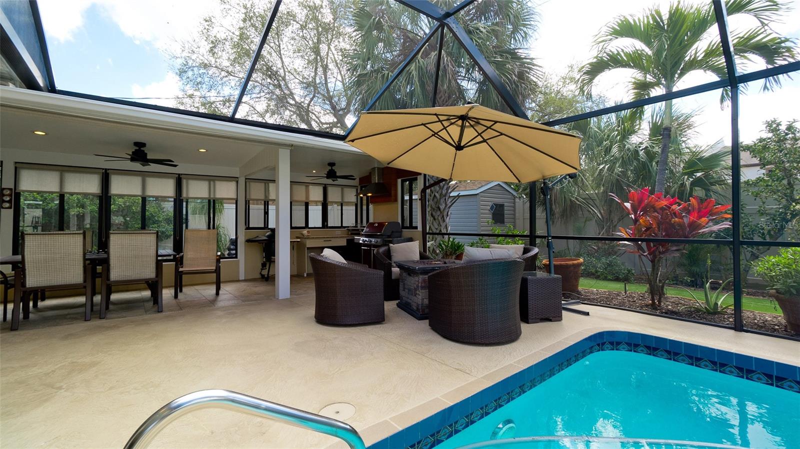 PALMA SOLA COURT - Residential