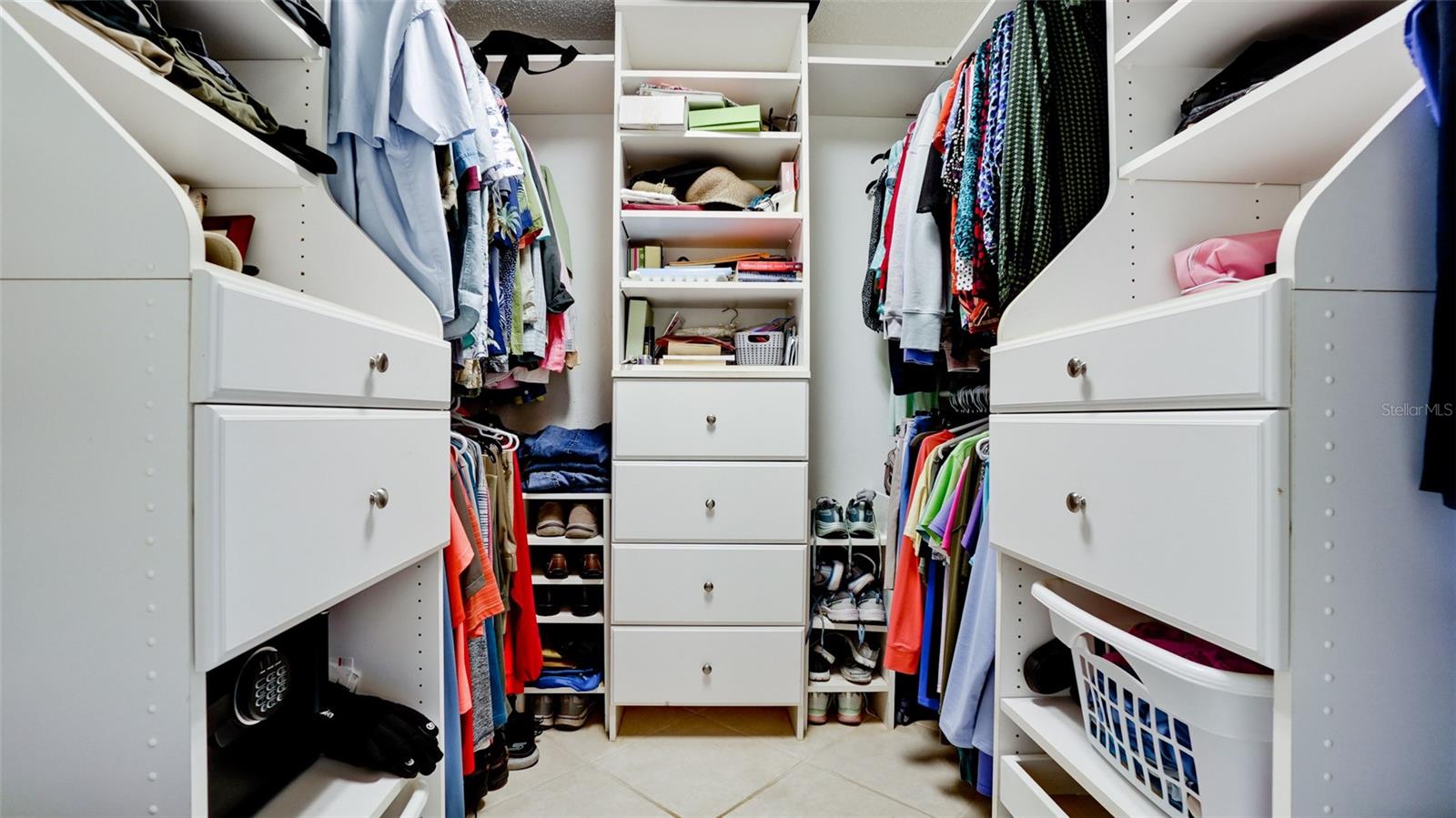 PALMA SOLA COURT - Residential