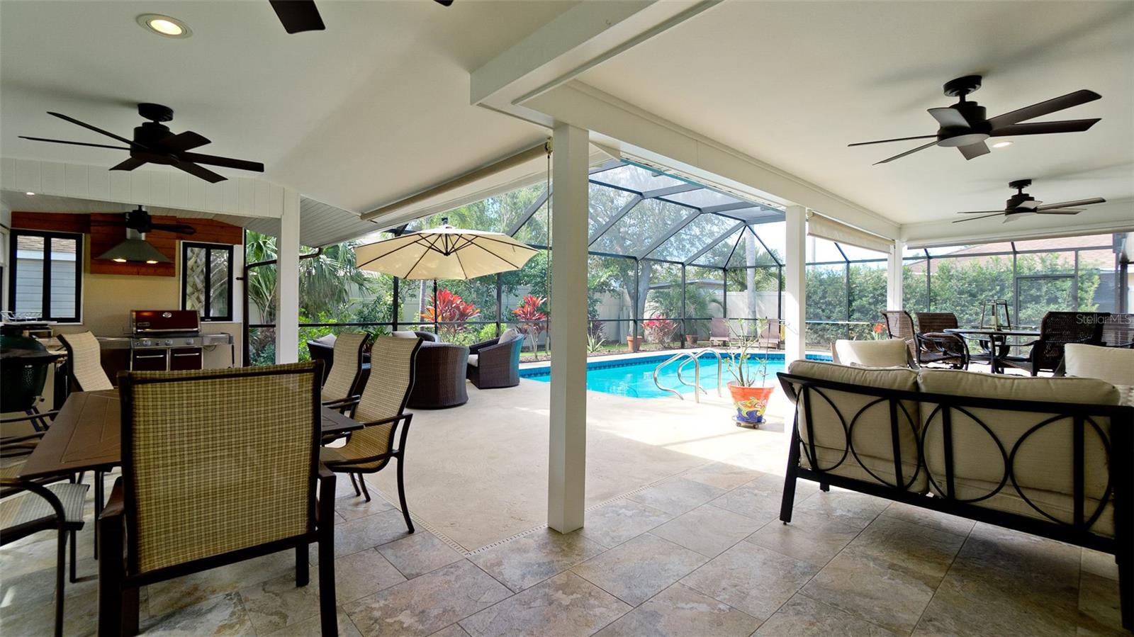 PALMA SOLA COURT - Residential