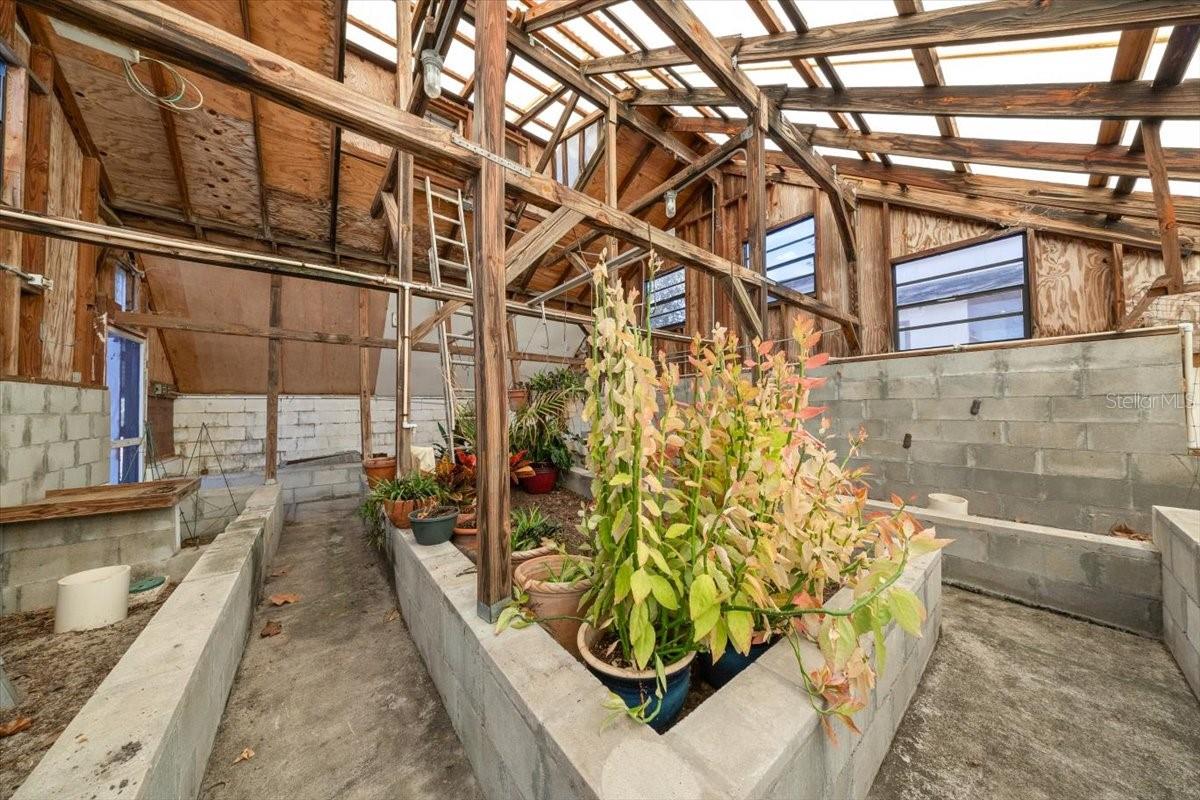 MINI FARMS NW - Residential