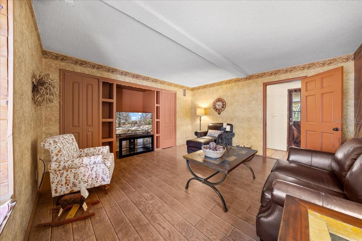 MINI FARMS NW - Residential