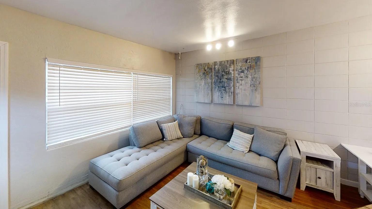 LAWSONA PARK - Residential