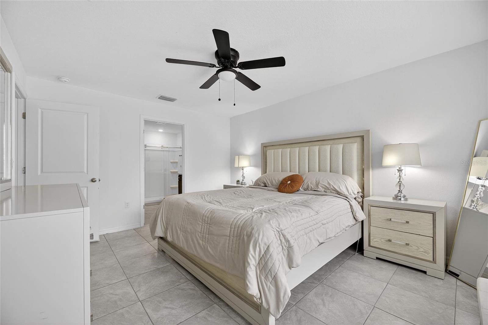 NORTH PARK ISLE - Residential