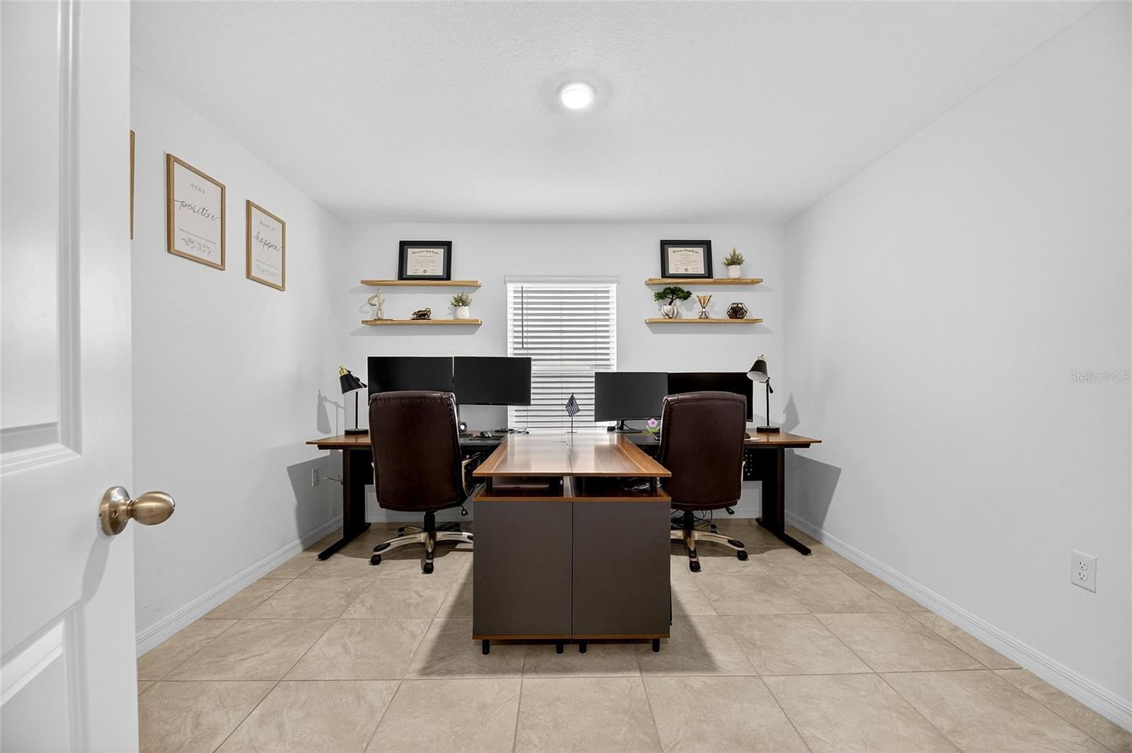 NORTH PARK ISLE - Residential