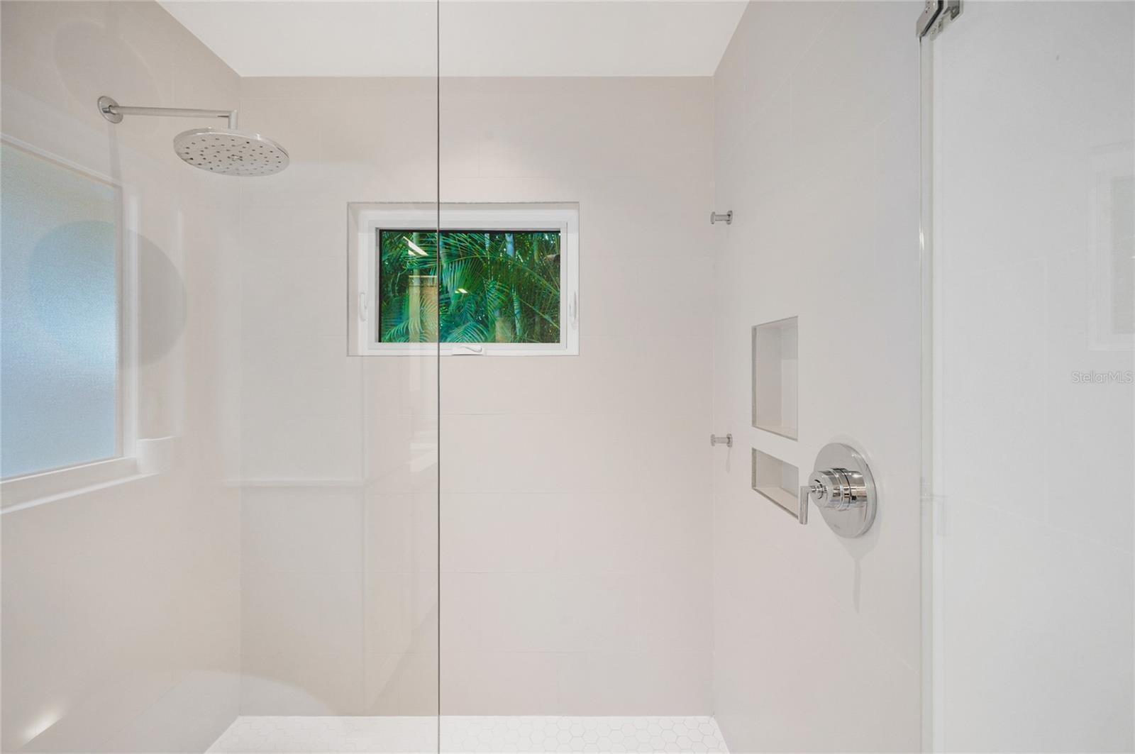 LUANA ISLES - Residential