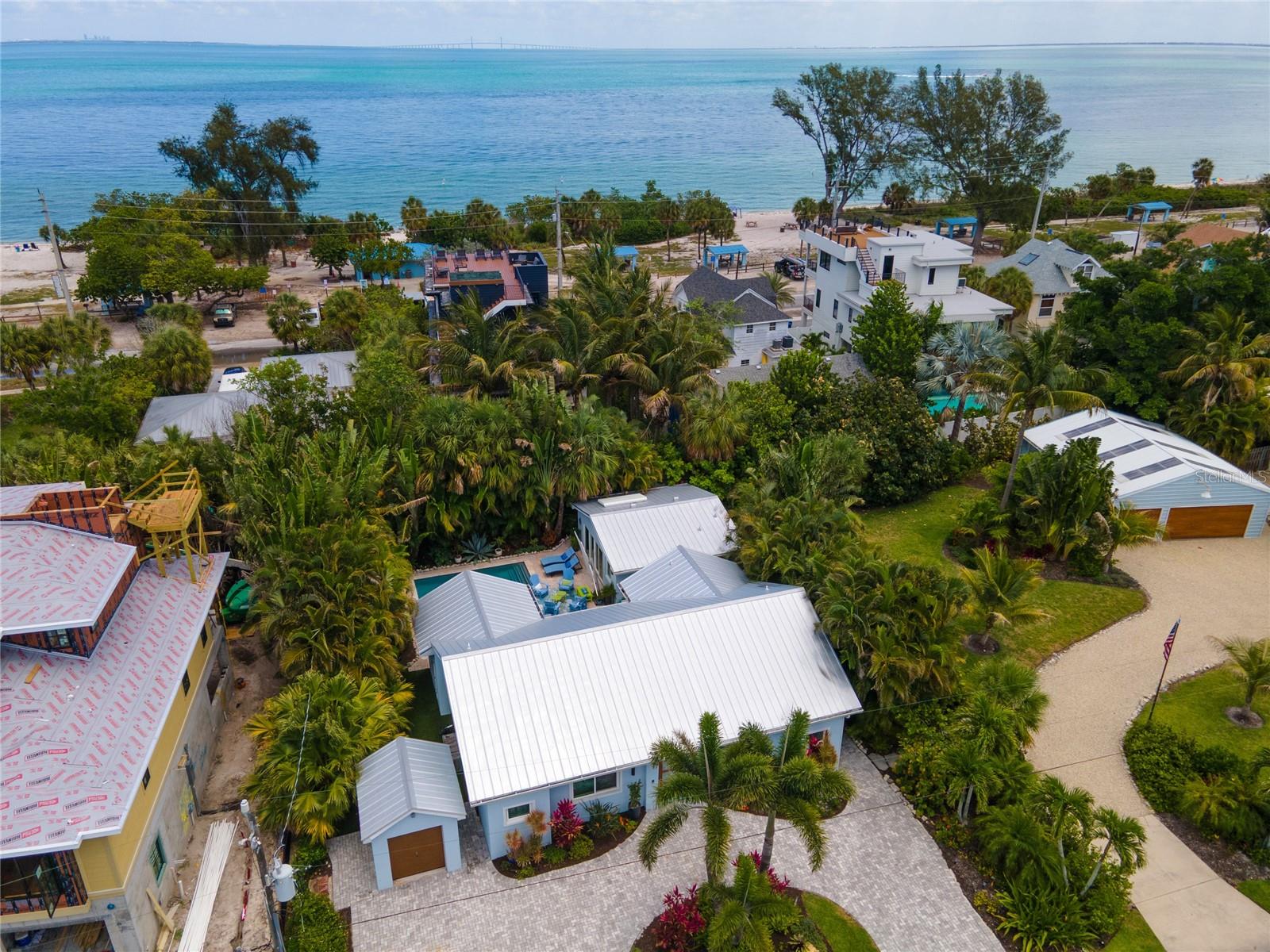 LUANA ISLES - Residential